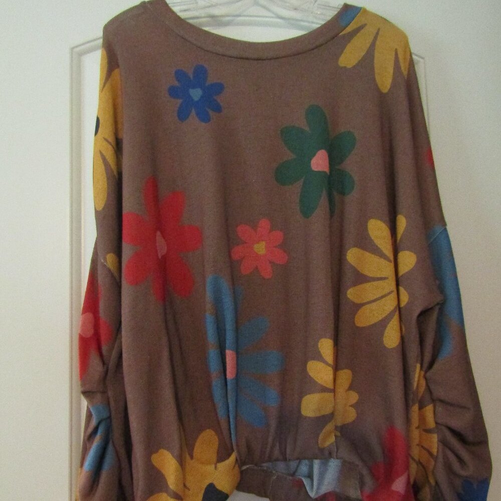 CAROLE CHRISTIAN Fallin For Flowers Bloom SWEATER XL Soft Knit Gathered Sleeves